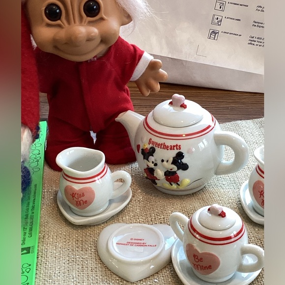 ๐ช๐ช Pair of BURGUNDY & CAMEL BROCADE CHAIR COVERS - Picture 5 of 16